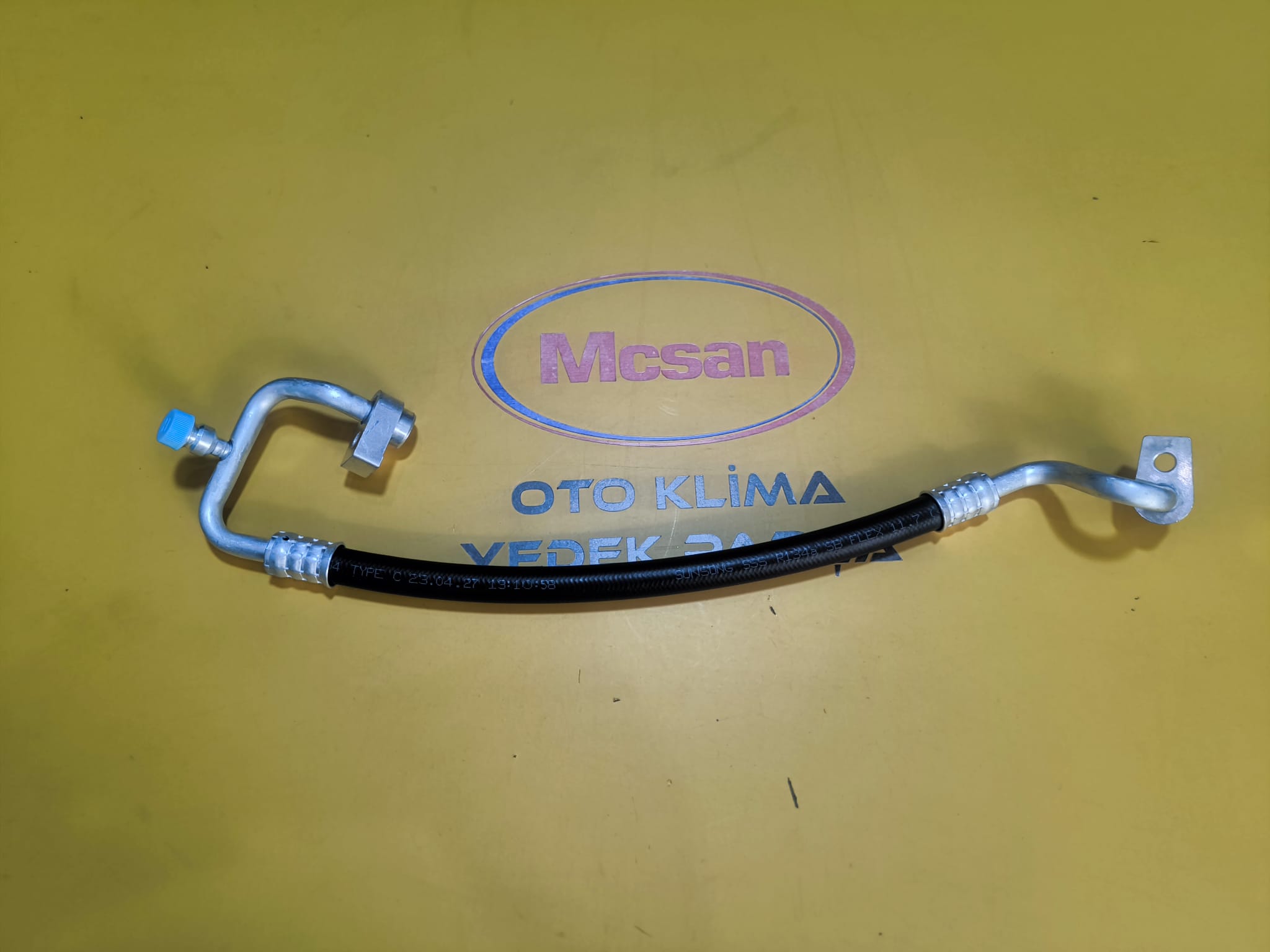 AV11-19972-HA Ford Fiesta B-Max (Kompresör-Radyatör) Arası Klima Hortumu AV11-19972-HA Ford Fiesta B-Max (Kompresör-Radyatör) Arası Klima Hortumu
